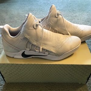 Kobe AD NXT Basketball Shoes - White